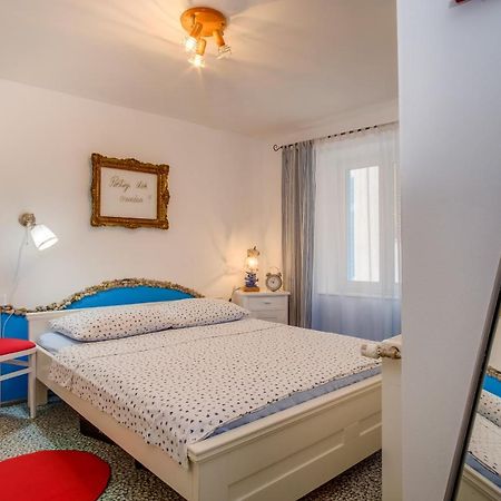 Apartments Kastel 베리로신즈 외부 사진