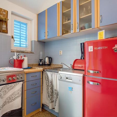 Apartments Kastel 베리로신즈 외부 사진
