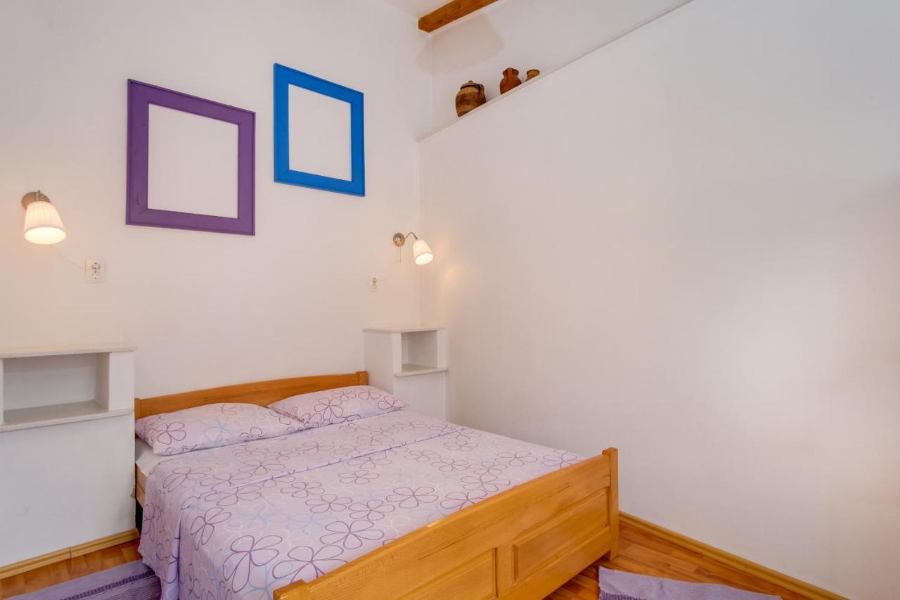 Apartments Kastel 베리로신즈 외부 사진